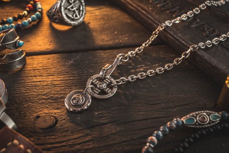 Vilacolm  - Stainless Steel Men's Necklace With Antiqued Eagle & Cross Pendant