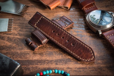 Distressed Handmade 24/24mm Antiqued Reddish Brown Leather Strap 120/84mm with Beige Contrast Stitching