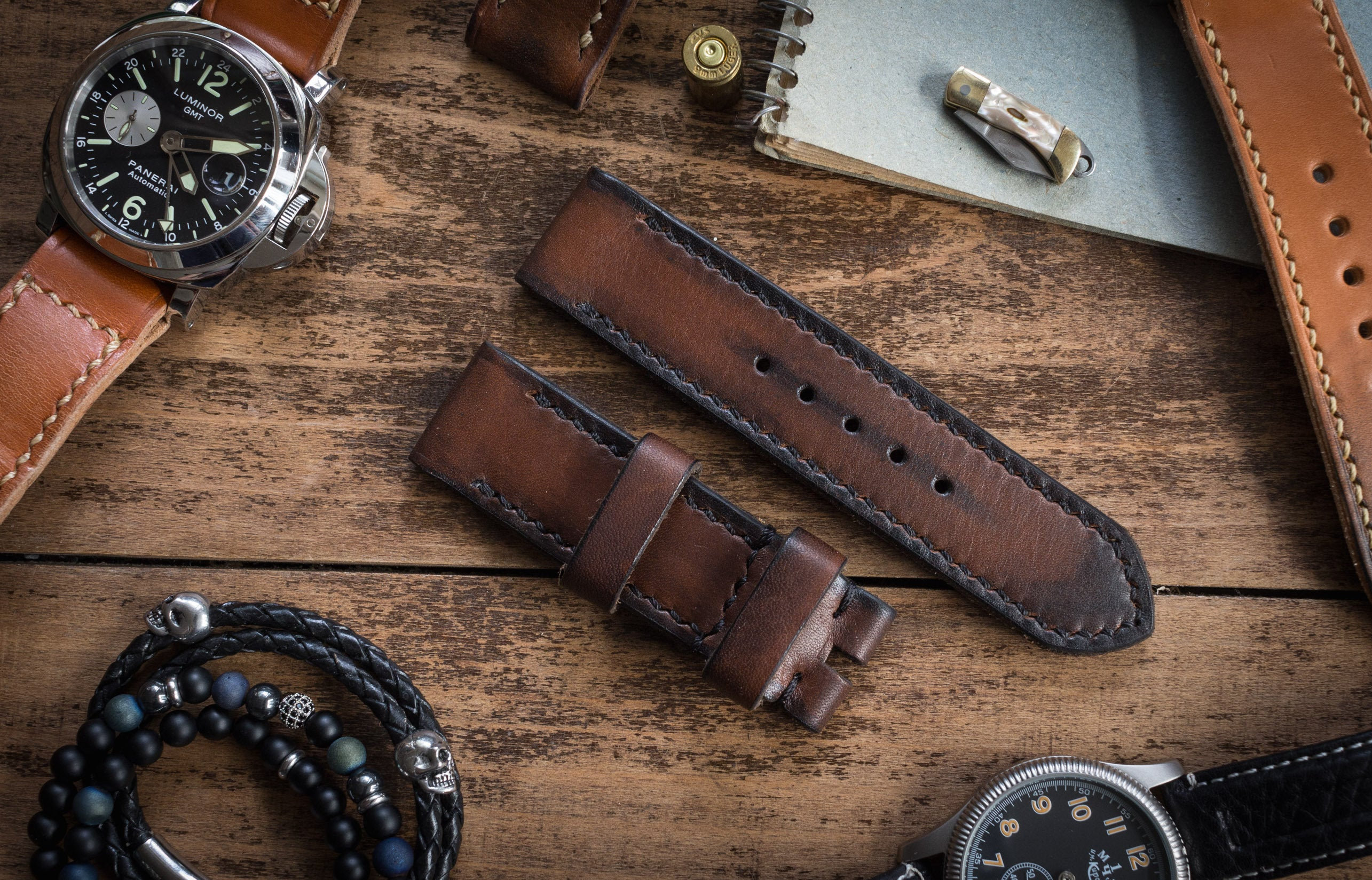 Antiqued Handmade 24/24mm Dark Brown Leather Strap 124/85mm with Black  Stitching