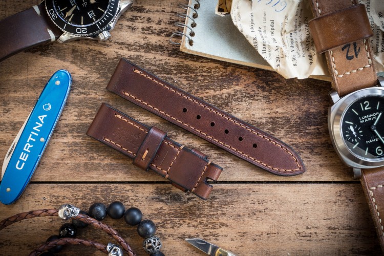 Antiqued Handmade 20/20mm Veg Tan Dark Brown Leather Strap 125/80mm with Contrast Stitching from STRAPSANDBRACELETS