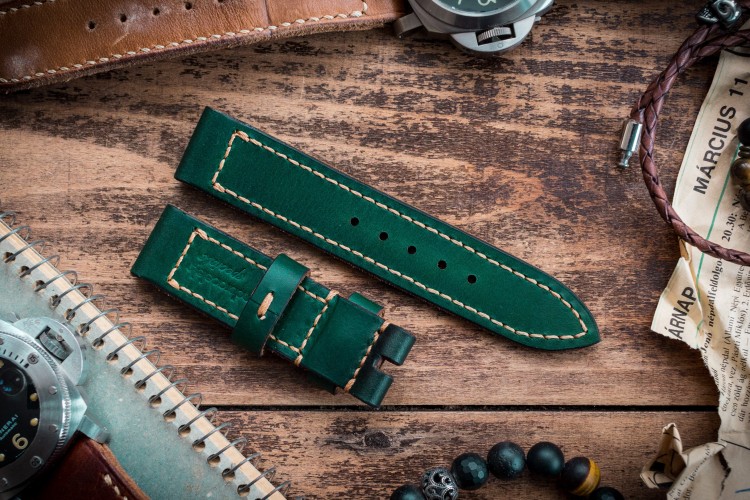 Antiqued Handmade 22/22mm Veg Tan Joker Green Leather Strap 125/80mm with Contrast Stitching from STRAPSANDBRACELETS