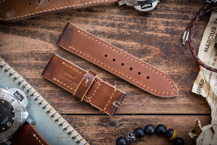 Antiqued Handmade 24/24mm Veg Tan Caramel Brown Leather Strap 125/80mm with Contrast Stitching from STRAPSANDBRACELETS