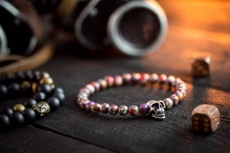 Walt - 6mm - Pinkish Colorful Beaded Bracelet with Silver Skull Bead