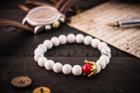 The Snow King - 8mm - White Howlite & Red Imitation Coral Beaded Stretchy Bracelet with Gold Micro Pave Crown