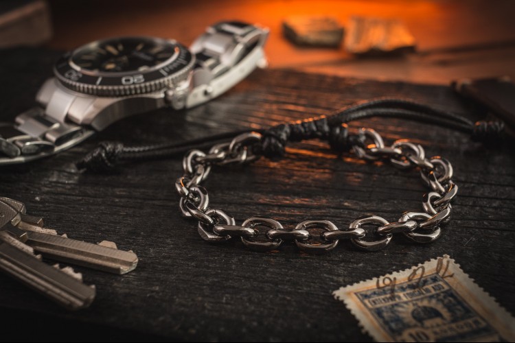Brythjar - Gunmetal Gray Chain Macrame Men's Bracelet from STRAPSANDBRACELETS