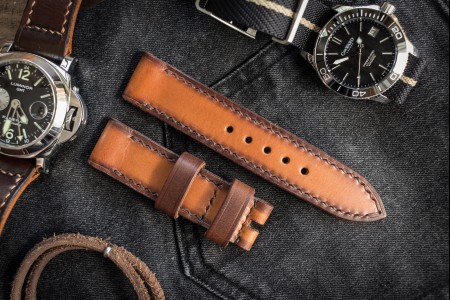 Antiqued Hand Stitched 22/22mm Veg Tan Brown Leather Strap 125/80mm With Darker Sides