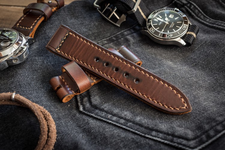 Handmade Antiqued 24/22mm Veg Tan Dark Brown Leather Strap 125/75mm With Contrast Beige Stitching from STRAPSANDBRACELETS