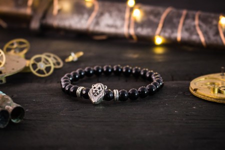 Moisa - 6mm - Black Onyx Beaded Stretchy Bracelet with Lion Bead & Silver Accents