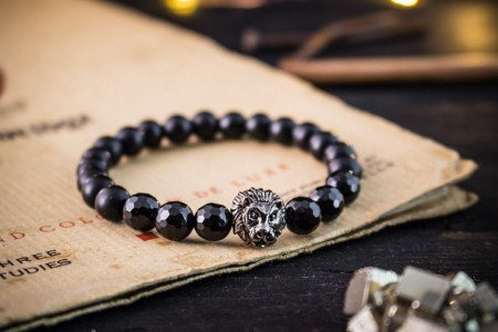 Issa - 8mm - Matte Black Onyx Beaded Gunmetal Black Lion Stretchy Bracelet with Faceted Onyx Beads