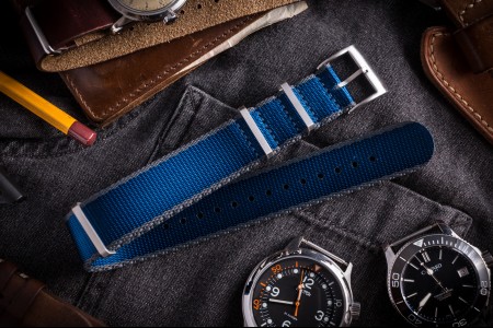 Dark Blue and Gray Premium Slip Through Nato Watch Strap (20 & 22mm)