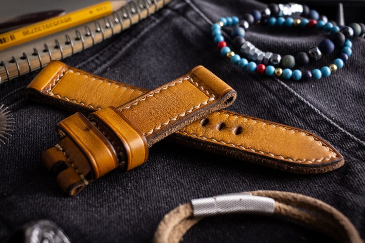 MV033 Vintage Honey Leather Strap With Beige Stitching