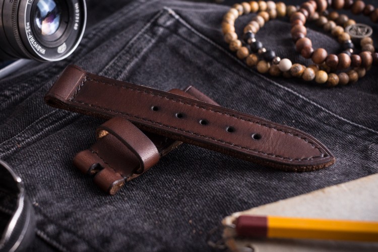 MV041 Vintage Brown Leather Strap with Black Stitching from STRAPSANDBRACELETS