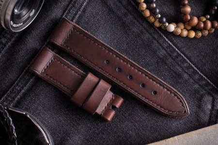 MV041 Vintage Brown Leather Strap with Black Stitching